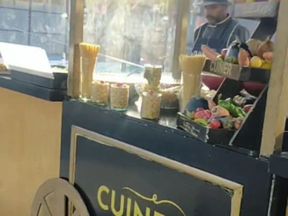 Branded Cuiner food cart at an event